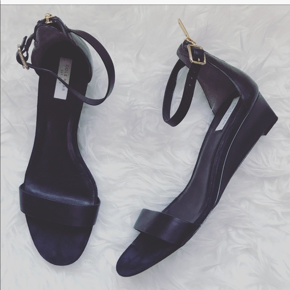 Cole Haan Shoes - COLE HAAN BLACK ONE STRAP FLATS, SZE 6.5